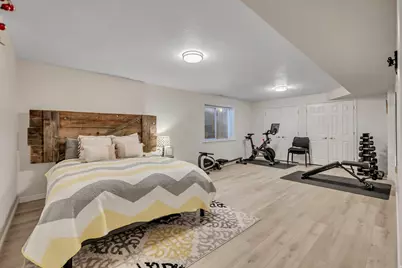 9162 S Glenn Abbey Way, Sandy, UT 84093 - Photo 32