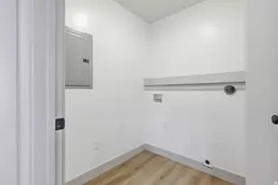 858 E 250 N, Hyrum, UT 84319 - Photo 16