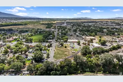 768 W 24th St, Ogden, UT 84401 - Photo 12