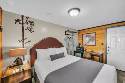 190 N 300 W, Kanab, UT 84741 - Photo 48