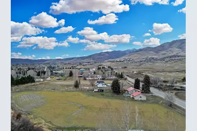 2773 N Wolf Dr, Eden, UT 84310 - Photo 6