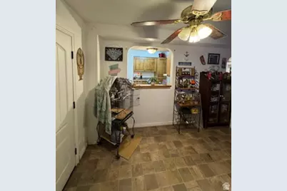 5260 S Duke Ln, Taylorsville, UT 84129 - Photo 8