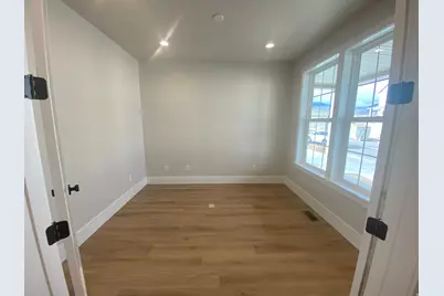 7103 W Docksider Dr S, South Jordan, UT 84009 - Photo 8