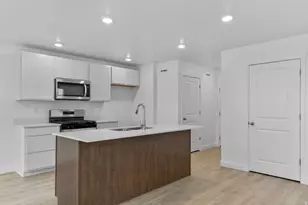 1898 E Corriente Dr, Salem, UT 84653 - Photo 8