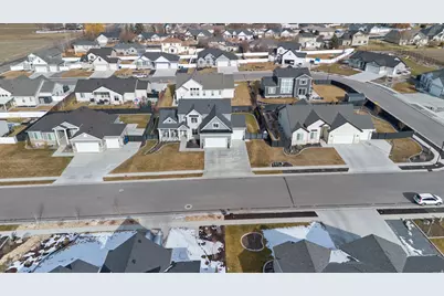 673 E 2000 N, North Logan, UT 84341 - Photo 56