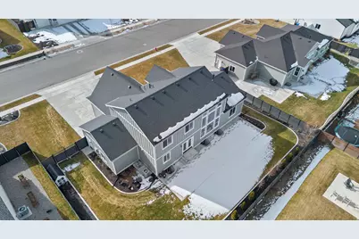 673 E 2000 N, North Logan, UT 84341 - Photo 6