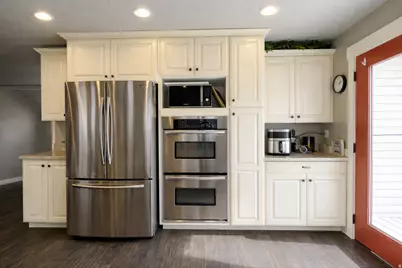 3147 S Vernal Ave Ave, Vernal, UT 84078 - Photo 2