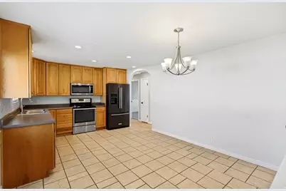 2036 W 12974 S, Riverton, UT 84095 - Photo 10