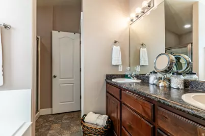 4339 W Degray Dr, South Jordan, UT 84009 - Photo 14