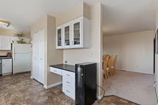 8760 S Rustler Rd E, Cottonwood Heights, UT 84093 - Photo 14