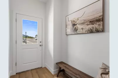 602 W Caroles Way #13, Tooele, UT 84074 - Photo 2