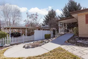 1640 E Mateo Way S, Holladay, UT 84117 - Photo 28