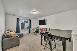 583 S Ravenwood Ln, Saratoga Springs, UT 84045 - Photo 14