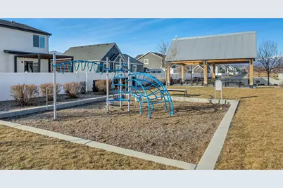 583 S Ravenwood Ln, Saratoga Springs, UT 84045 - Photo 34