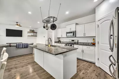 583 S Ravenwood Ln, Saratoga Springs, UT 84045 - Photo 8