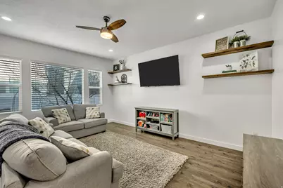 583 S Ravenwood Ln, Saratoga Springs, UT 84045 - Photo 6