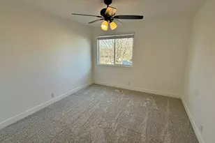 2078 E 10140 S, Sandy, UT 84092 - Photo 14