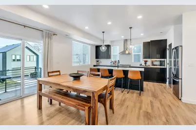 507 W 620 N, Centerville, UT 84014 - Photo 4