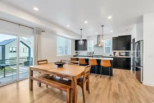 507 W 620 N, Centerville, UT 84014 - Photo 4