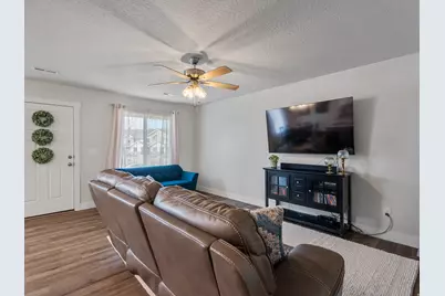 920 N Center St, Santaquin, UT 84655 - Photo 8