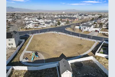 1622 N Baen Way E, Tooele, UT 84074 - Photo 32