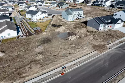 835 E 410 N #156, Hyde Park, UT 84318 - Photo 8