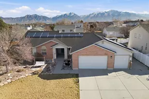 9327 S Uinta Hills Dr, West Jordan, UT 84088 - Photo 6