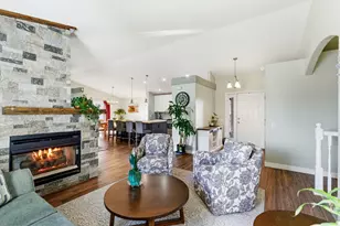 9327 S Uinta Hills Dr, West Jordan, UT 84088 - Photo 12