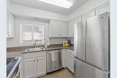 846 E Cedar Pine Ct #10, Salt Lake City, UT 84106 - Photo 4