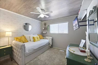 9472 S Fox Hunt Dr, Sandy, UT 84092 - Photo 12