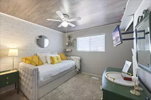 9472 S Fox Hunt Dr, Sandy, UT 84092 - Photo 12