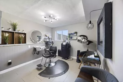 9472 S Fox Hunt Dr, Sandy, UT 84092 - Photo 18