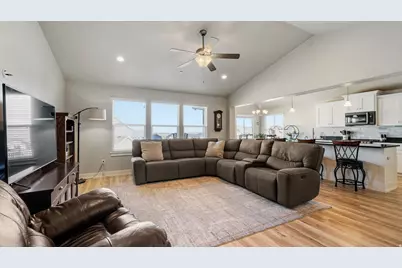 366 W Sky Hawk Way, Elk Ridge, UT 84651 - Photo 4