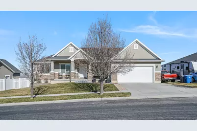 366 W Sky Hawk Way, Elk Ridge, UT 84651 - Photo 1