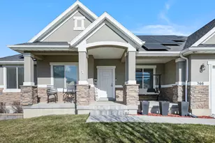 366 W Sky Hawk Way, Elk Ridge, UT 84651 - Photo 4