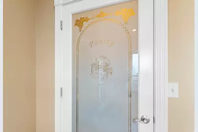 1786 Ross Dr, Ogden, UT 84403 - Photo 14