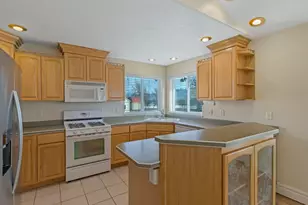 338 N 1090 W, Hyrum, UT 84319 - Photo 8