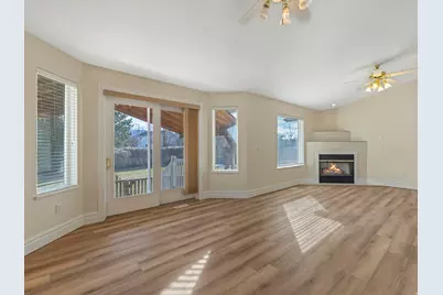 338 N 1090 W, Hyrum, UT 84319 - Photo 8