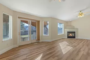 338 N 1090 W, Hyrum, UT 84319 - Photo 8