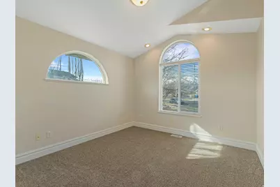 338 N 1090 W, Hyrum, UT 84319 - Photo 20