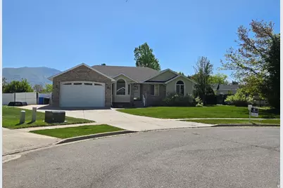 338 N 1090 W, Hyrum, UT 84319 - Photo 40