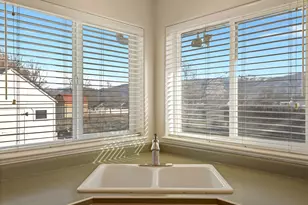 338 N 1090 W, Hyrum, UT 84319 - Photo 10