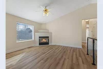 338 N 1090 W, Hyrum, UT 84319 - Photo 6