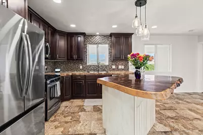 225 S 300 W, Redmond, UT 84652 - Photo 8