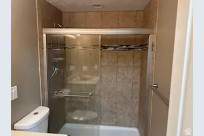 2499 S Laurel St, West Haven, UT 84401 - Photo 32