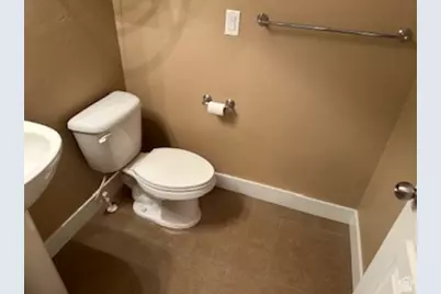 2499 S Laurel St, West Haven, UT 84401 - Photo 14