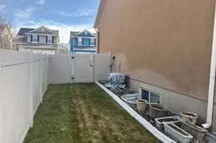 2499 S Laurel St, West Haven, UT 84401 - Photo 8