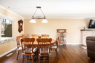 9206 S Sterling Dr, Sandy, UT 84093 - Photo 6