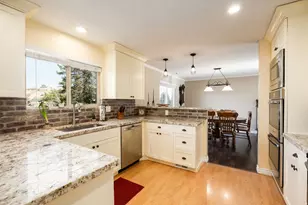 9206 S Sterling Dr, Sandy, UT 84093 - Photo 2