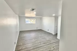 5545 S 5180 W, Kearns, UT 84118 - Photo 20